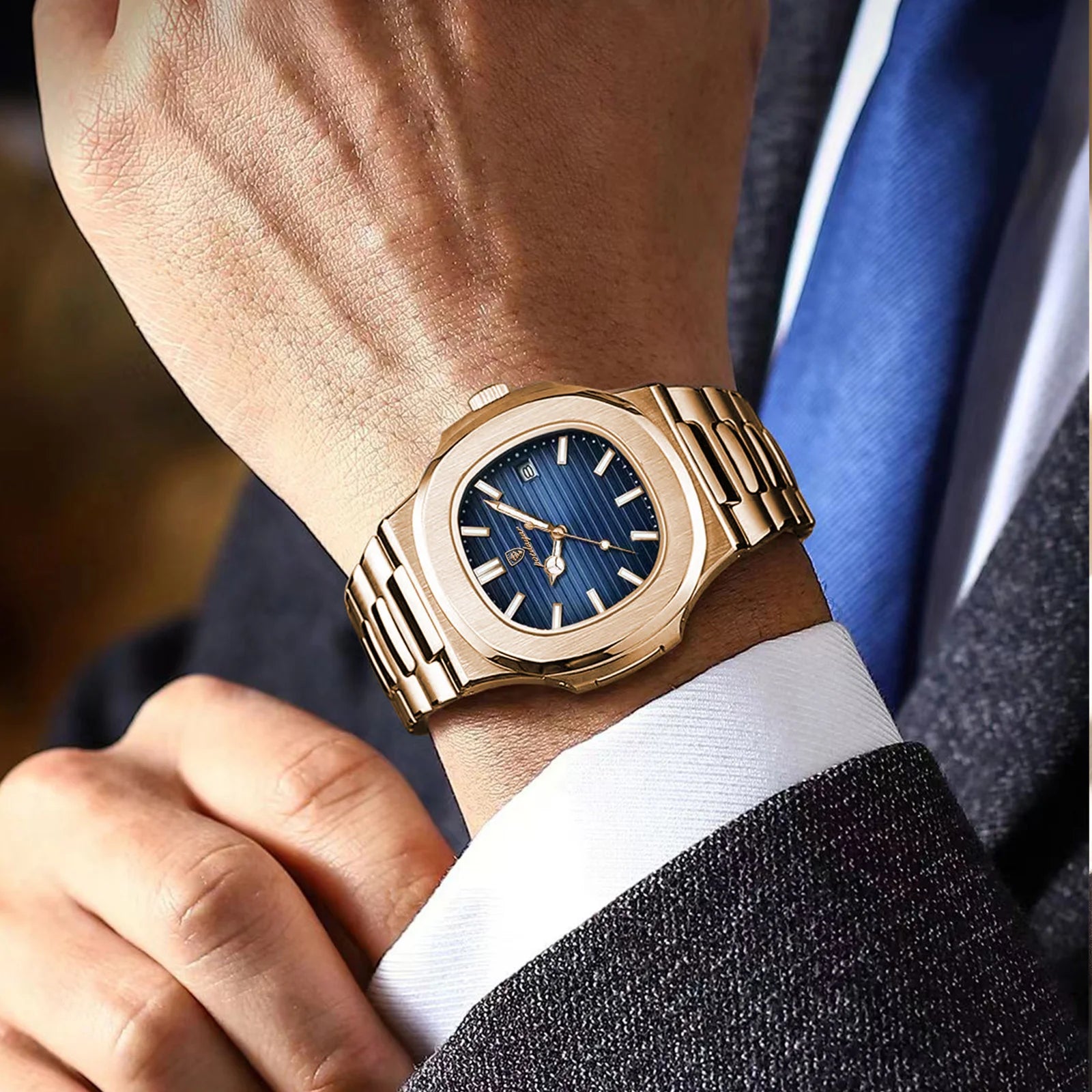 CASUAL GOLDEN WATCH