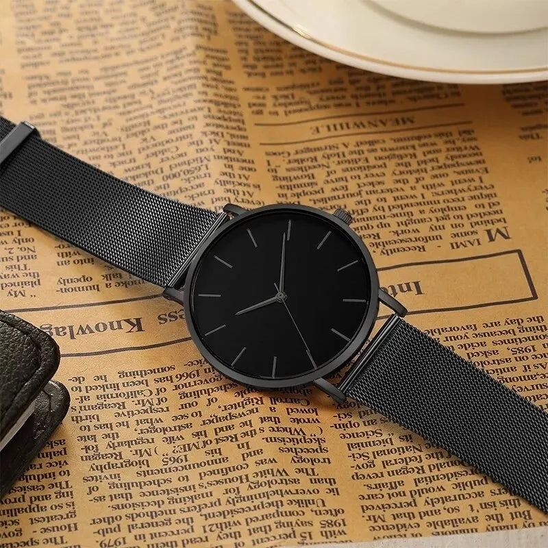 MINIMALIST VANTA BLACK